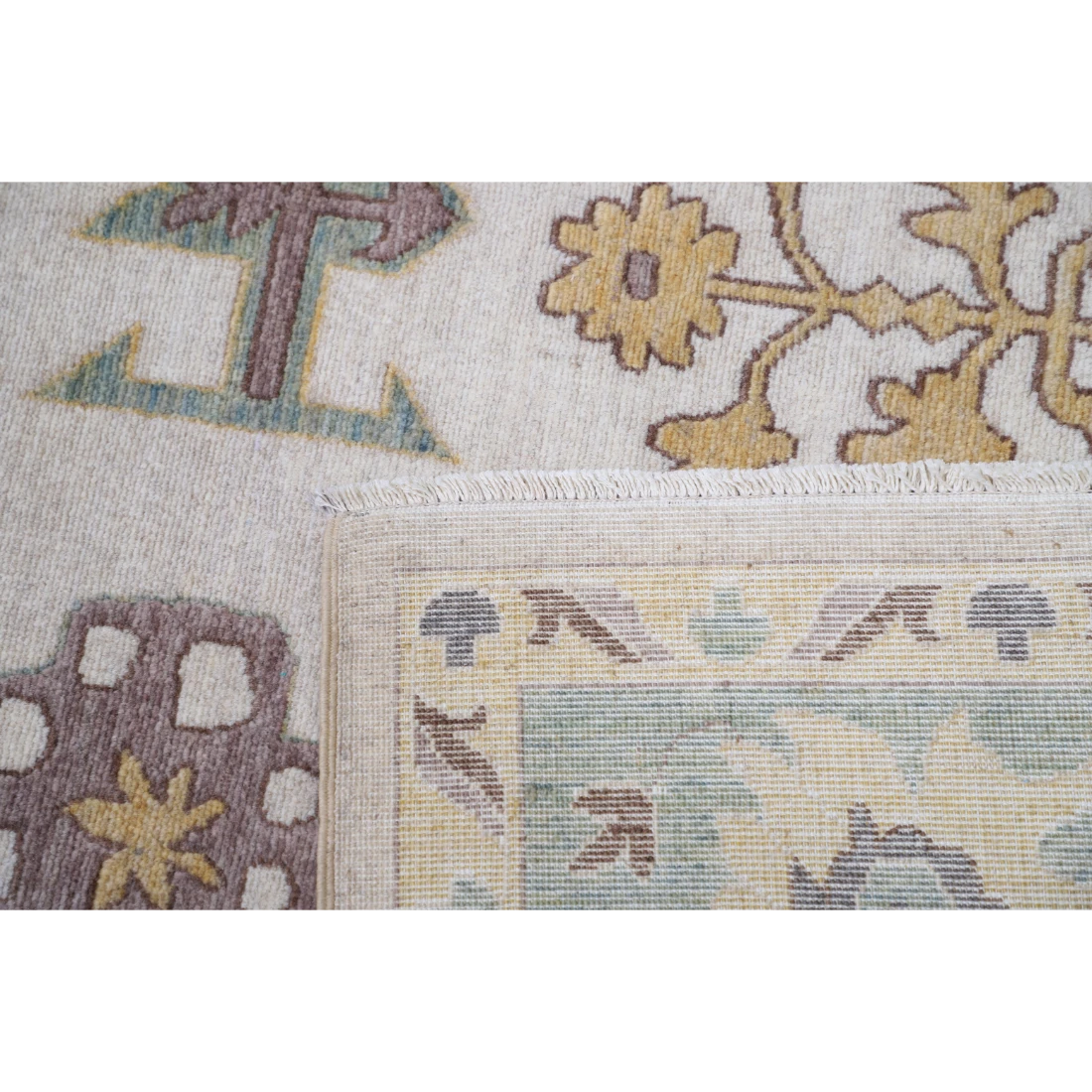 Power Loomed Pasha Wool Rug 7' 10" X 9' 10"